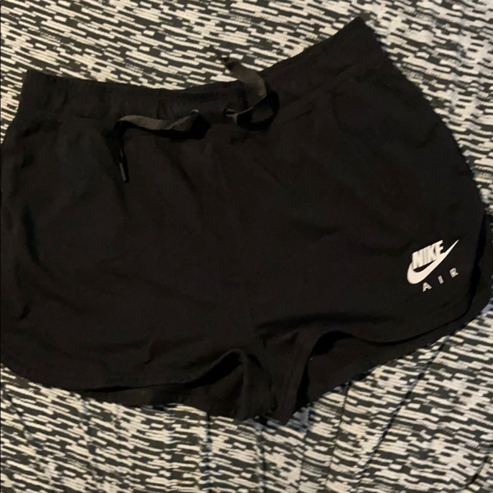 Black Nike shorts